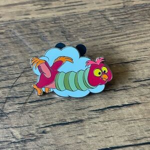 Owl pin from the fantasy flights mystery pin pack
